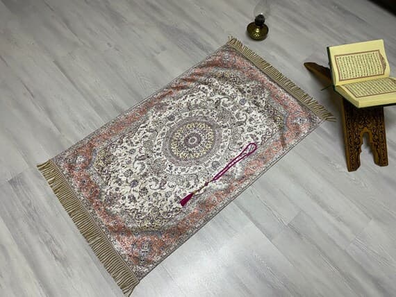 Cream Prayer Rug, Prayer Mat, Sejhade Musala Gift Set, Eid Mubarak Gift, Ramadan Gift, Prayer Rug, Nikaah, Gift for Muslim, RNR490