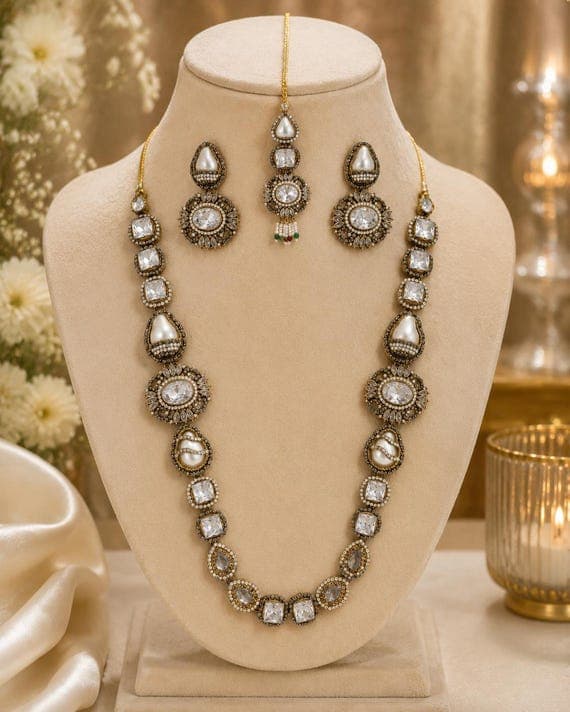 Elegant Turkish Mala Necklace Set with Matching Earrings & Maang Tikka – Handcrafted Traditional Jewelry