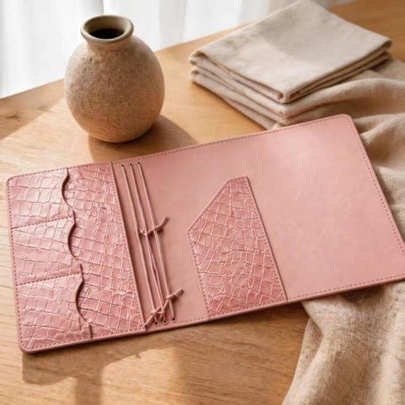 Personalized Crocodile-Grain Tri-Fold Notebook Cover. Custom Leather Planner. Refillable A5 A6 B6 Traveler's Notebook